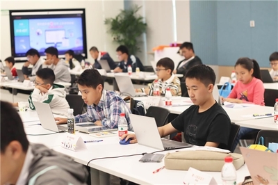 小小少年擁抱大大夢想 第二屆華為云杯“少年開發(fā)者”人工智能大賽總決賽圓滿落幕